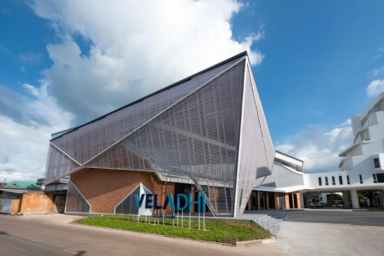 Vela Dhi Udon Thani Luaran gambar